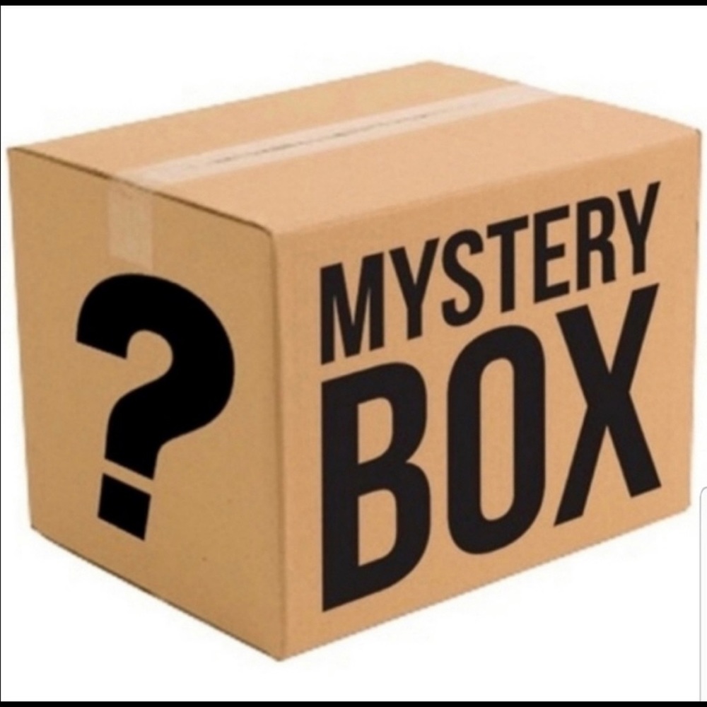 MYSTERY box of ladies clothes